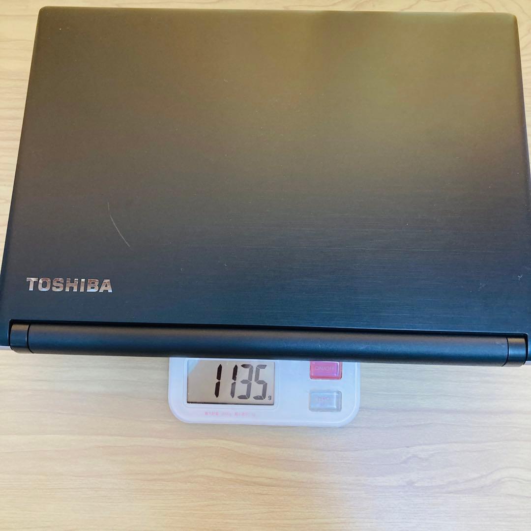 東芝・軽量ノートPC SSD256GB Webカメラ搭載 Windows11