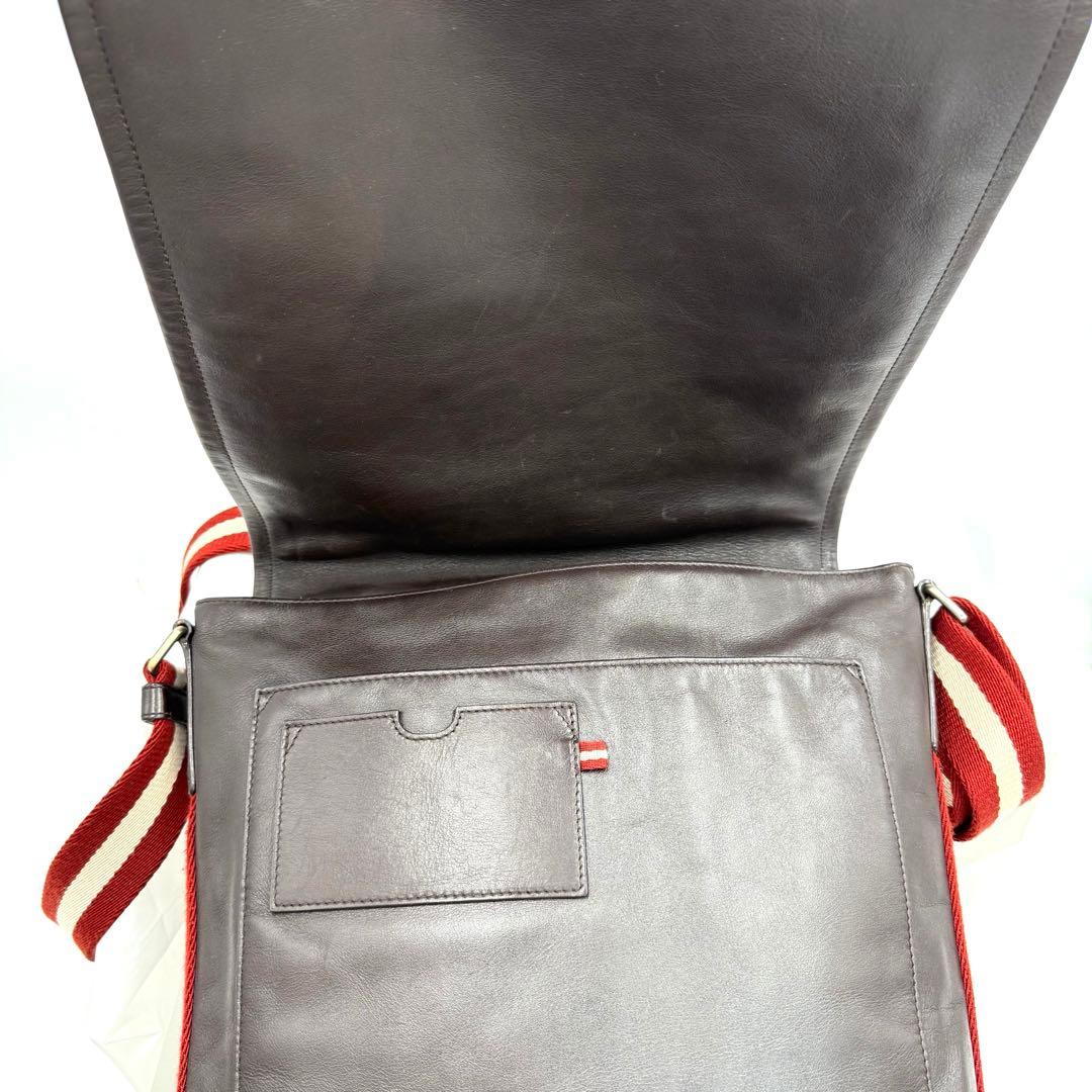 ✨美品✨BALLY バリー レザー メッセンジャーバッグ A4対応 ブラウン