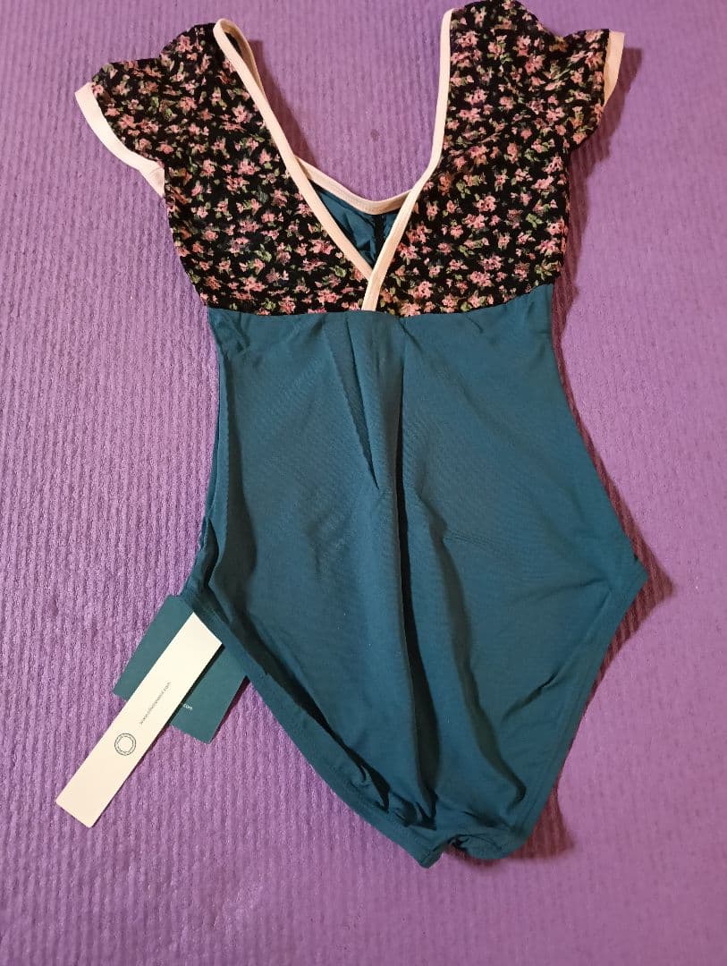 OLIVINE WEAR FLORA フラワープリント レオタード Sサイズ