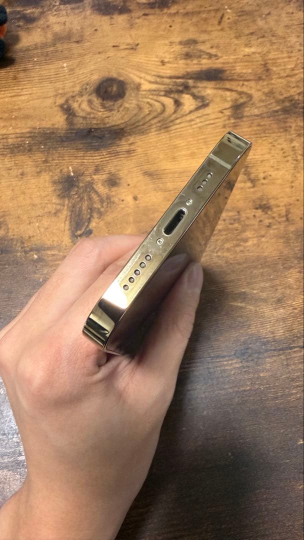 【最終値下げ】iPhone12 Pro 128GB ゴールド