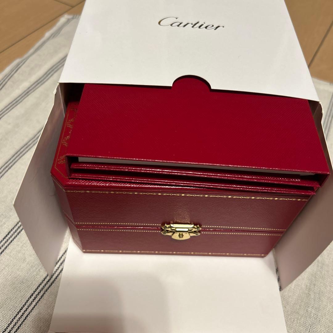 カルティエ 時計　箱　ボックス　クリーニングキット