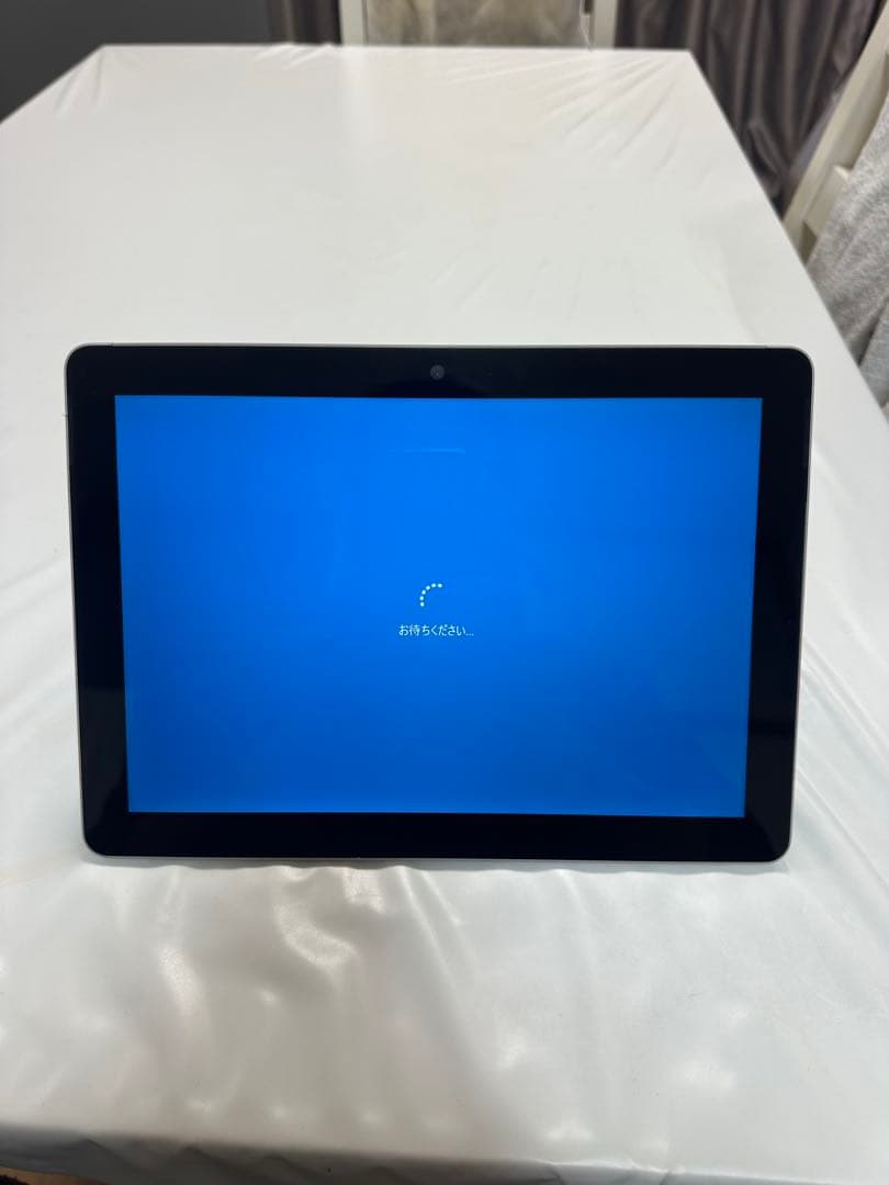 美品Surface Go (第1世代) 128GB / 8GB モデル1824