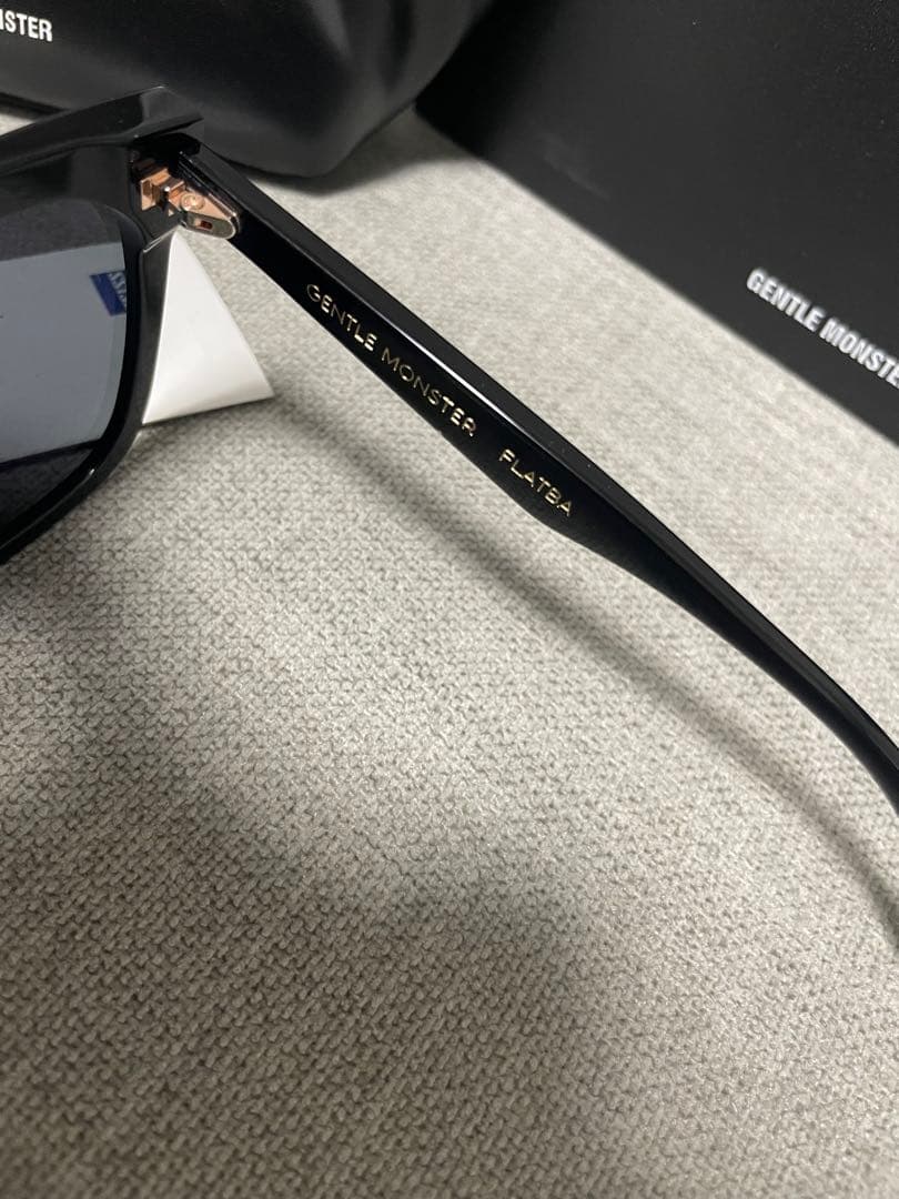 GENTLE MONSTER サングラス - Her 01