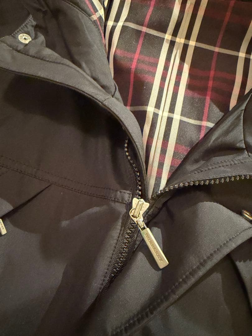 バーバリーブルーレーベル黒チェック柄裏地ポリエステルジャケット