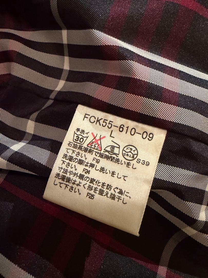 バーバリーブルーレーベル黒チェック柄裏地ポリエステルジャケット