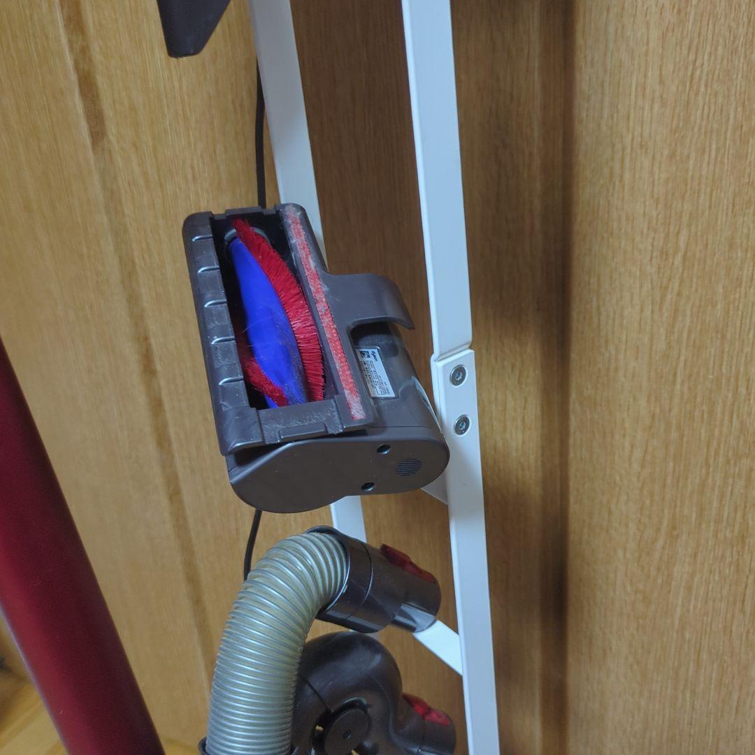 ダイソン掃除機　v10　スタンド付き