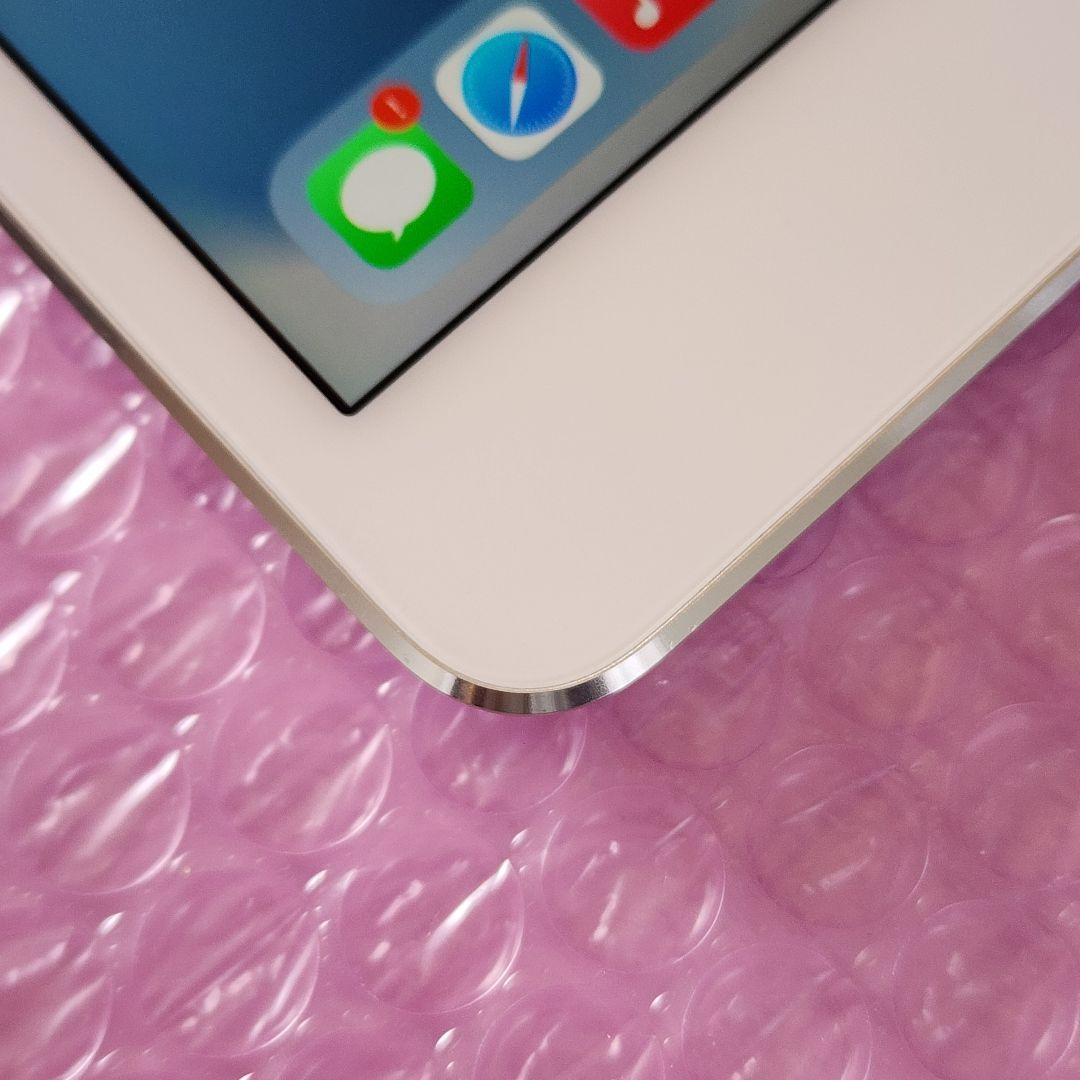 Apple iPad mini 第4世代　64GB　WiFi+Cellular