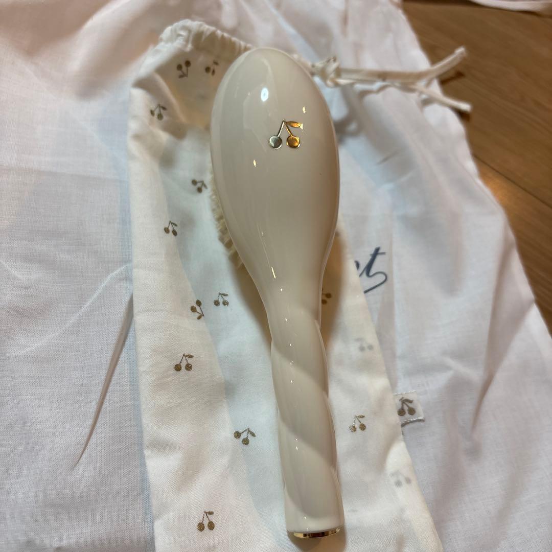 ボンポワン　la bonne brosse ヘアブラシ　ホワイト
