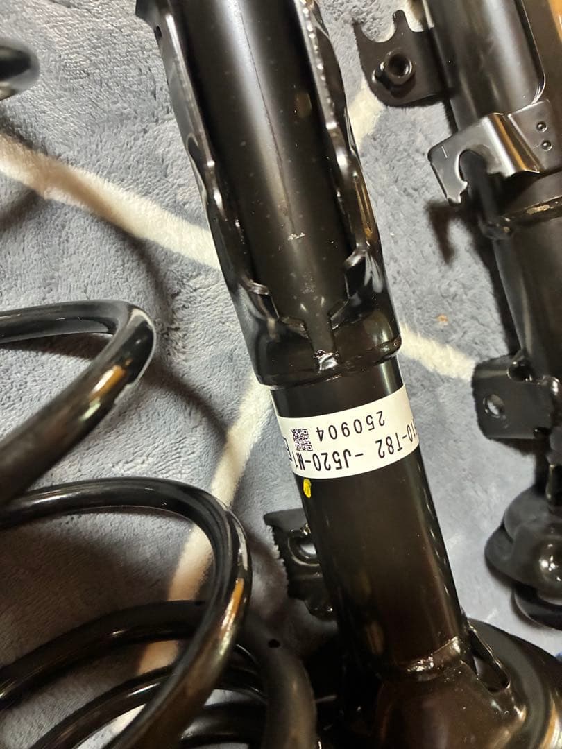 最終値下！新車取り外し N-ONE RS 6MT純正サスペンション未使用