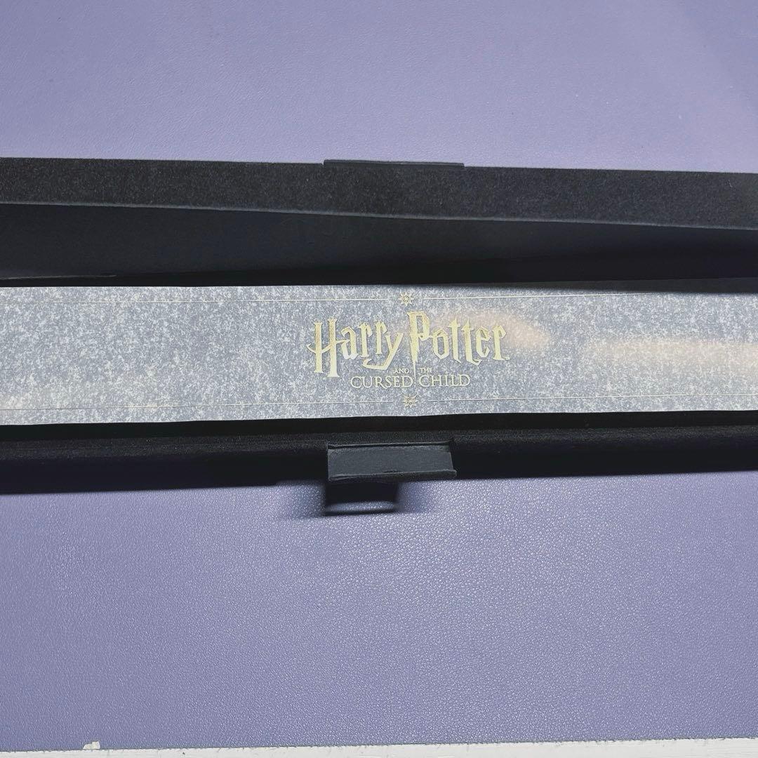 ハリーポッター 呪いの子 舞台 スコーピウス・マルフォイ 杖