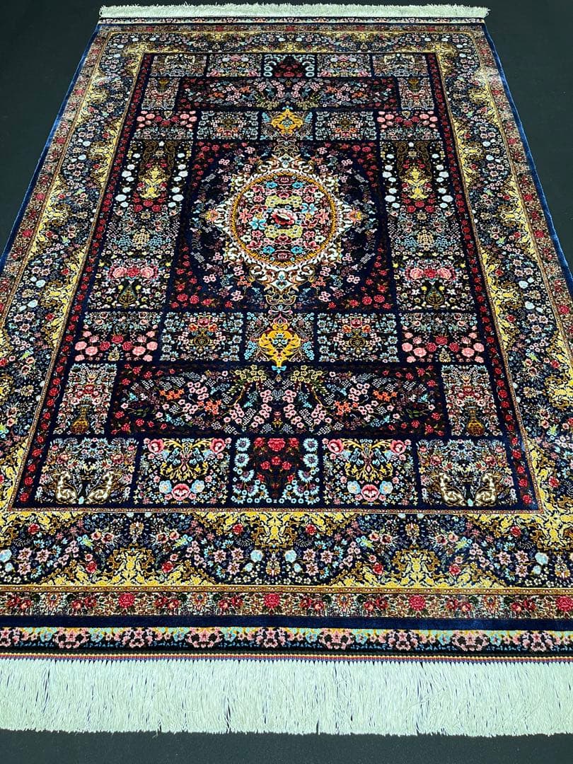 最高級 ペルシャ絨毯シルク イラン クム産 約216万ノット81×121cm