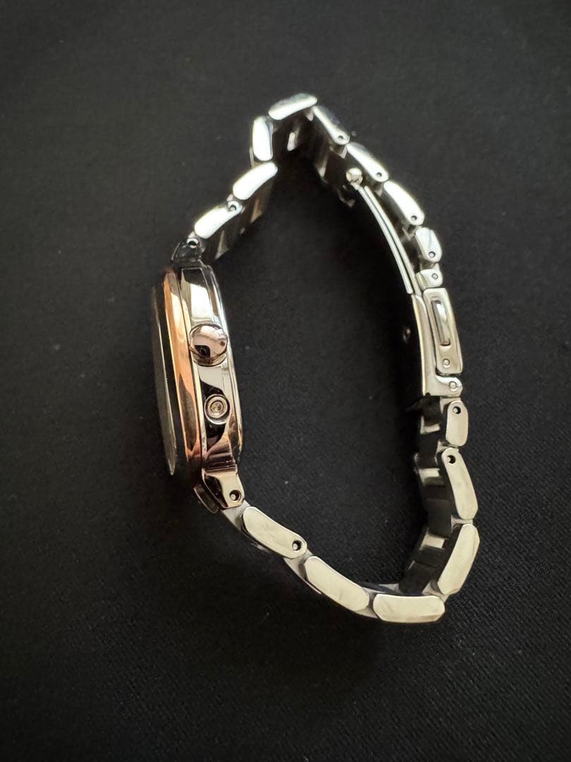 CITIZEN xCクロスシー　シルバーエコドライブ