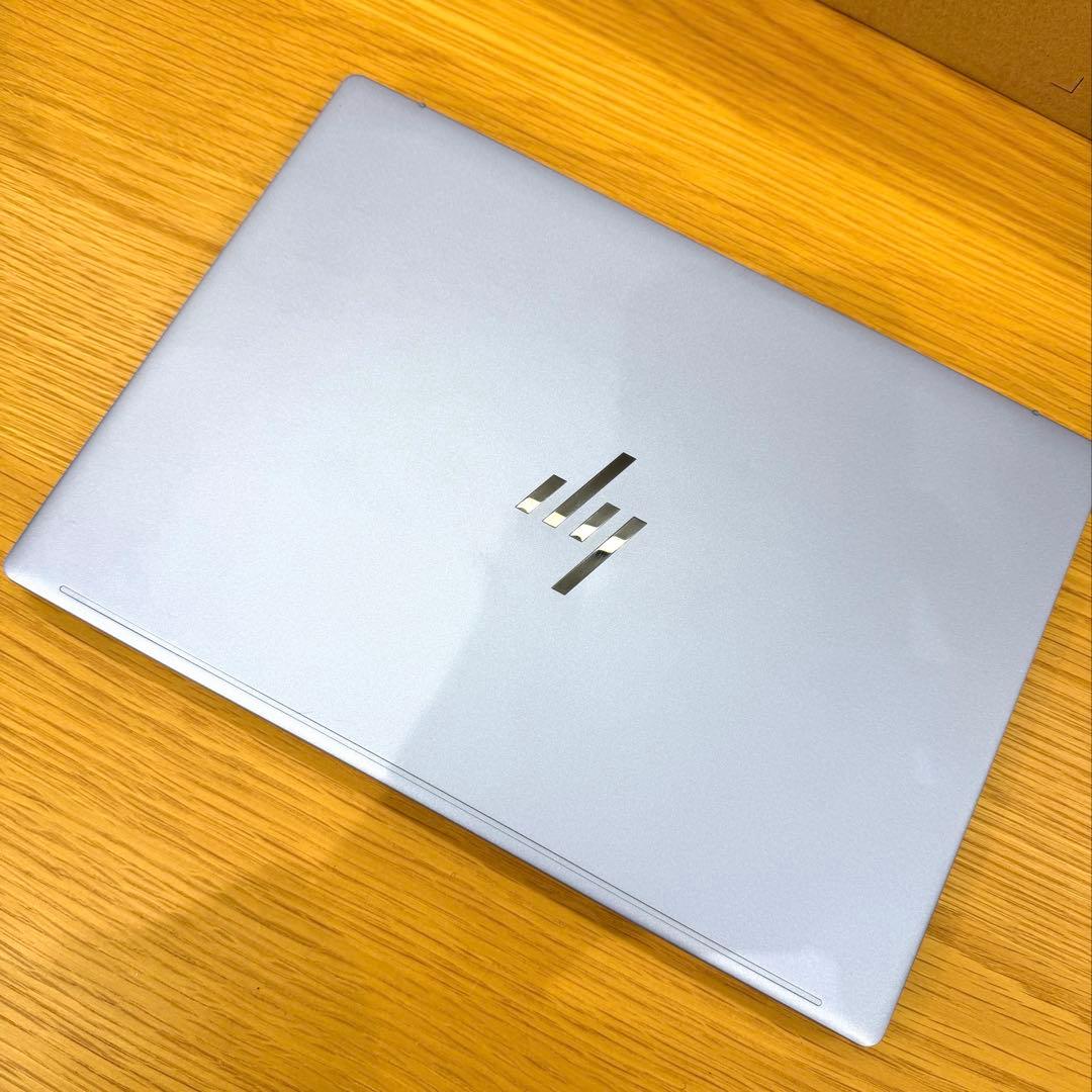 【美品】HP Pavilion Aero 13-bg0012AU スカイブルー
