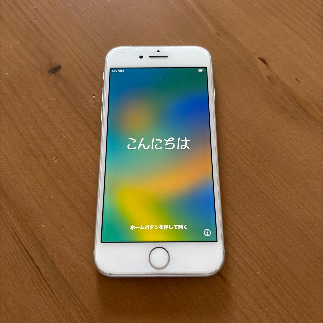 Apple iPhone8 64GB バッテリー100%