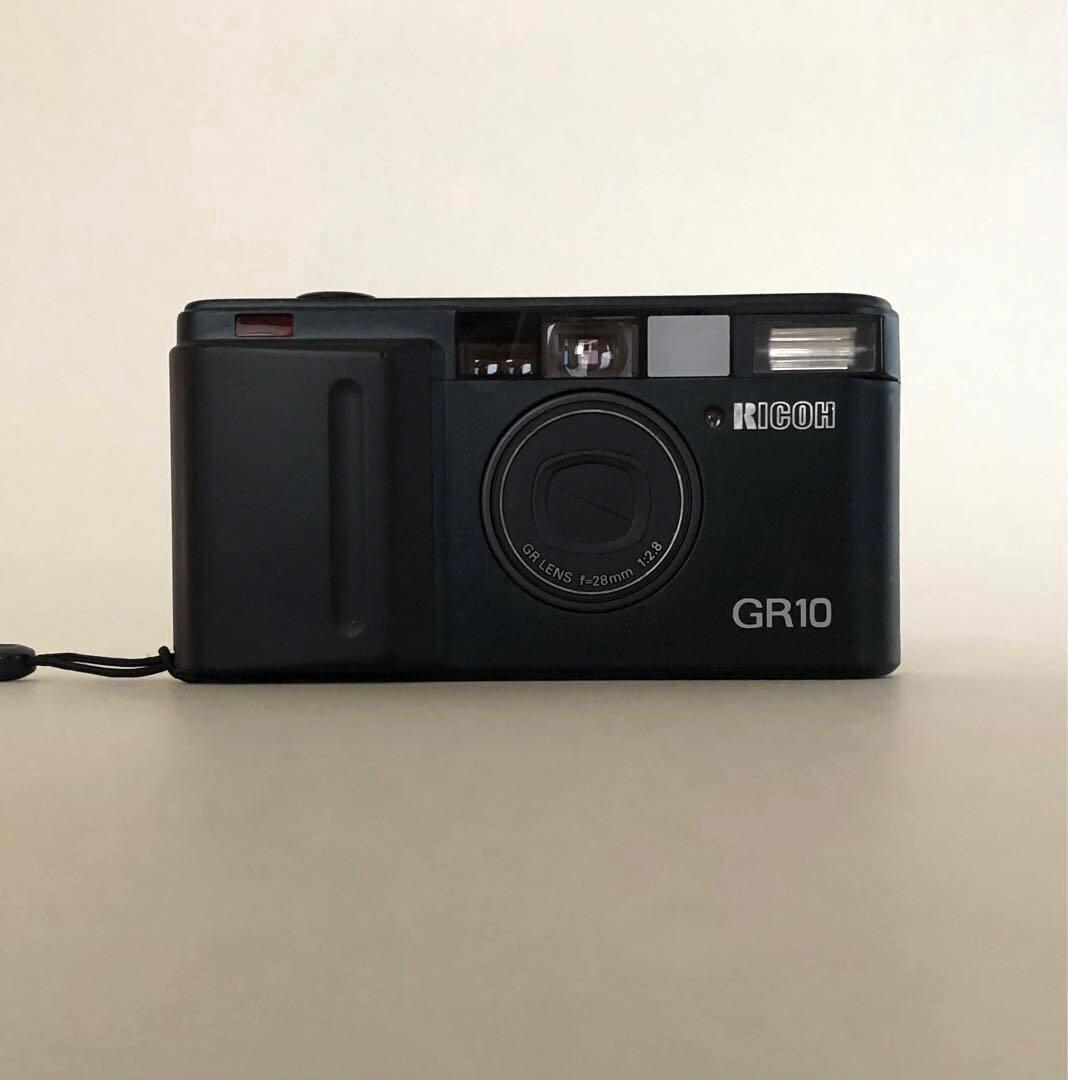 RICOH GR10 ブラック／コンパクトフィルムカメラ