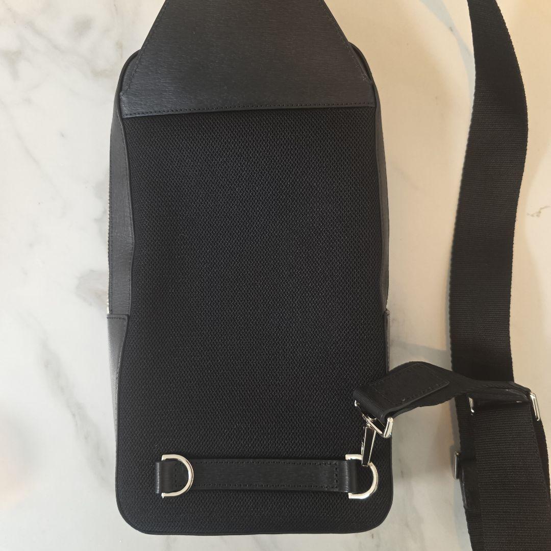 極美品 ポールスミス ボディバッグ APS544 ブラック 牛革