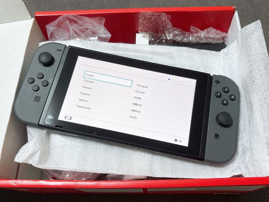 Nintendo Switch ニンテンドースイッチ本体　グレー　箱有り