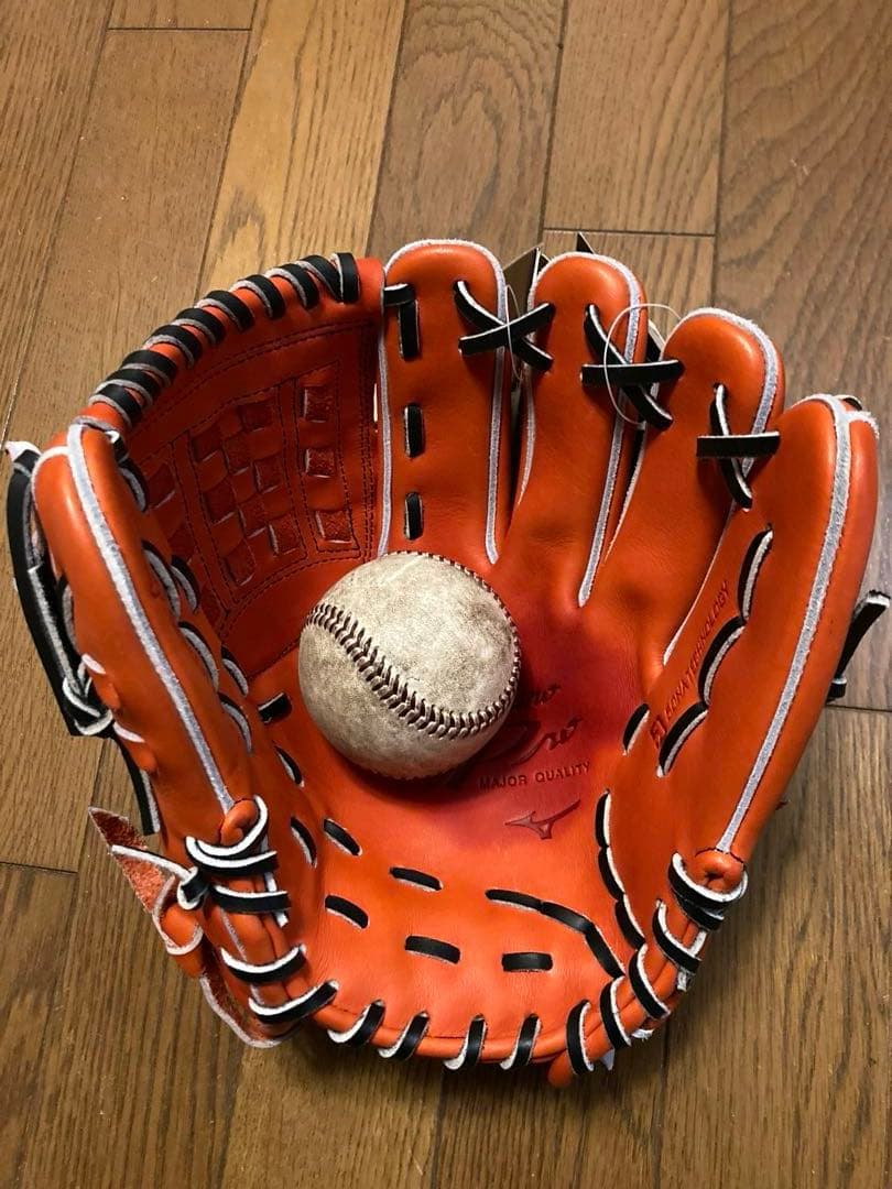 ミズノプロ　硬式グローブ 内野手用　投手用　右利き用　ほぼ新品未使用