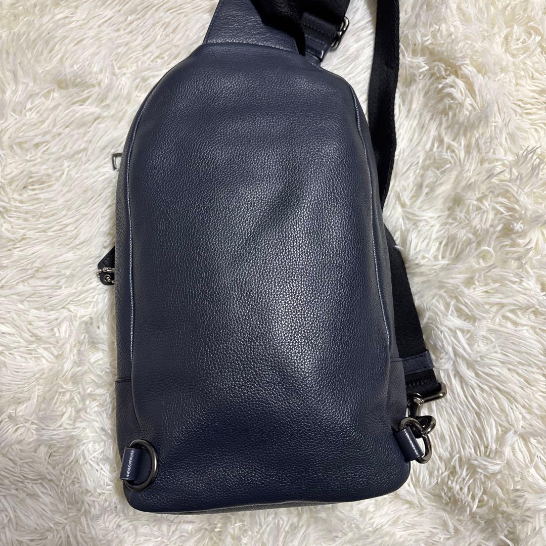 【コーチ】ボディバッグ ショルダーバッグレザー 本革 シボ革 ネイビー ブラック