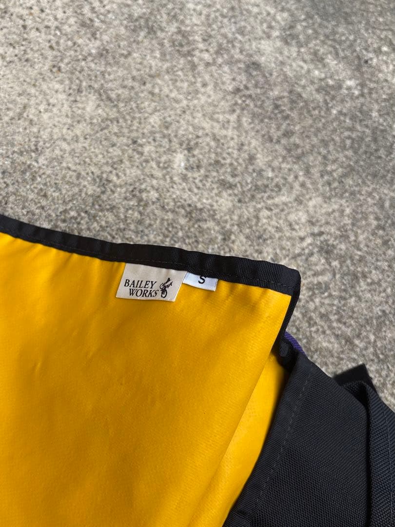 BAILEY WORKS メッセンジャーバッグ S