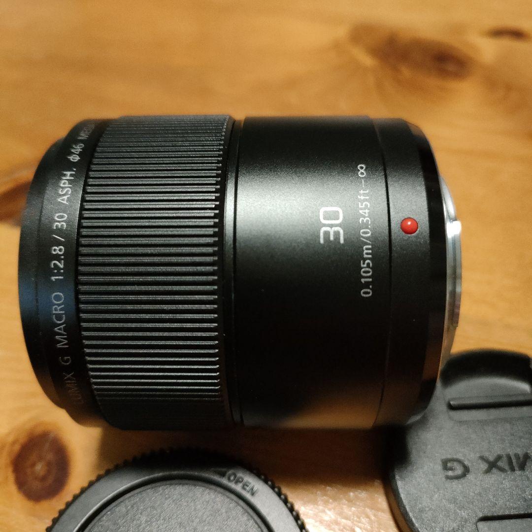 30mm f/2.8 Macro レンズ