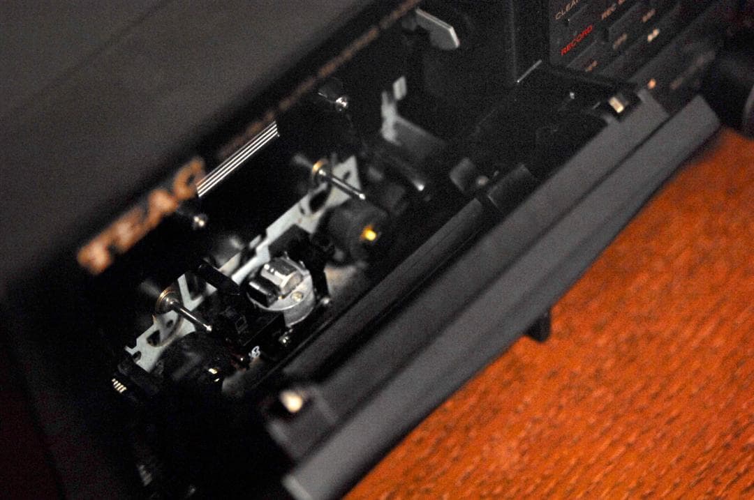 ★TEAC W-6000 ダブルカセットデッキ　♪　NO,1