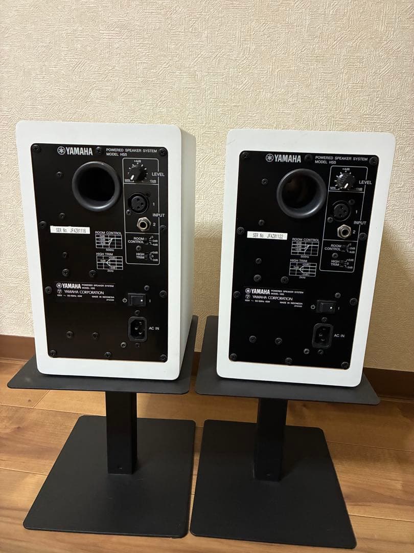 YAMAHA HS5W（ホワイト） ペア／スタンド付き