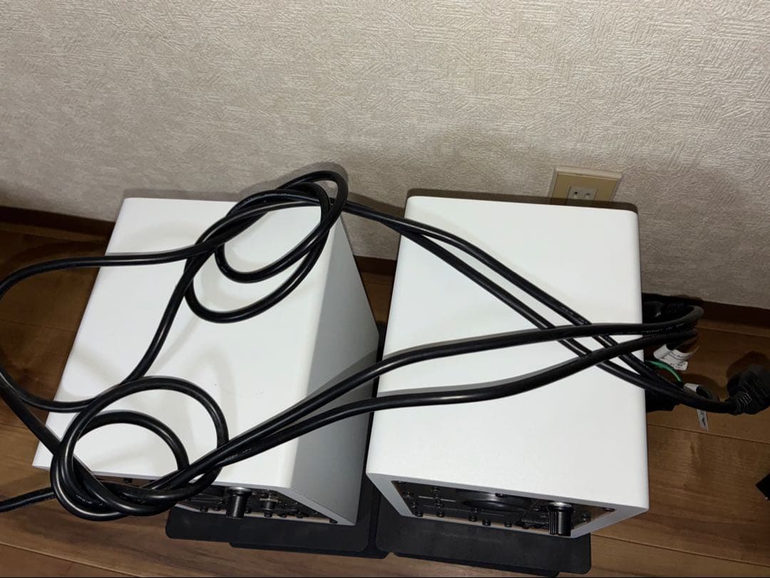 YAMAHA HS5W（ホワイト） ペア／スタンド付き