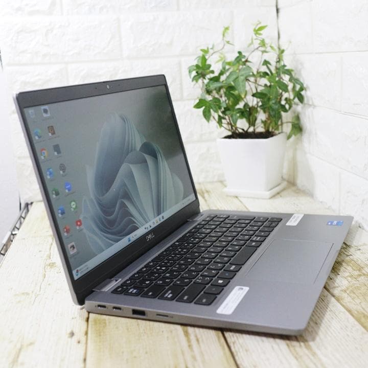 Windowsノート本体 Dell Latitude5320 i716GB Office SSD256GB