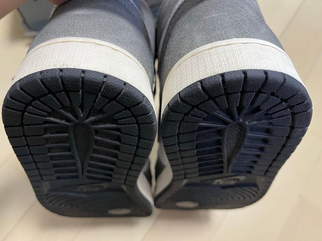 NIKE AIR JORDAN 1 SMOKE GREYナイキ エアジョーダン1