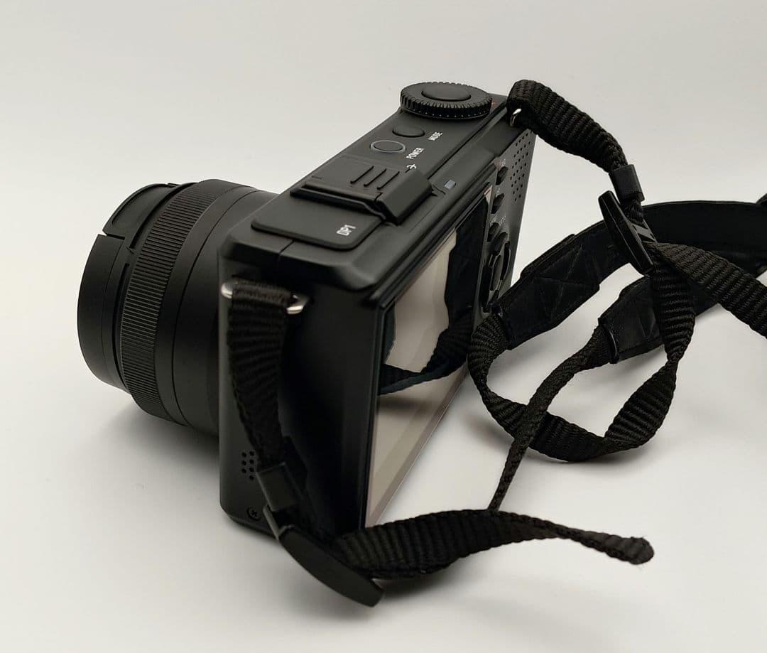 SIGMA DP1 Merrill デジタルカメラ