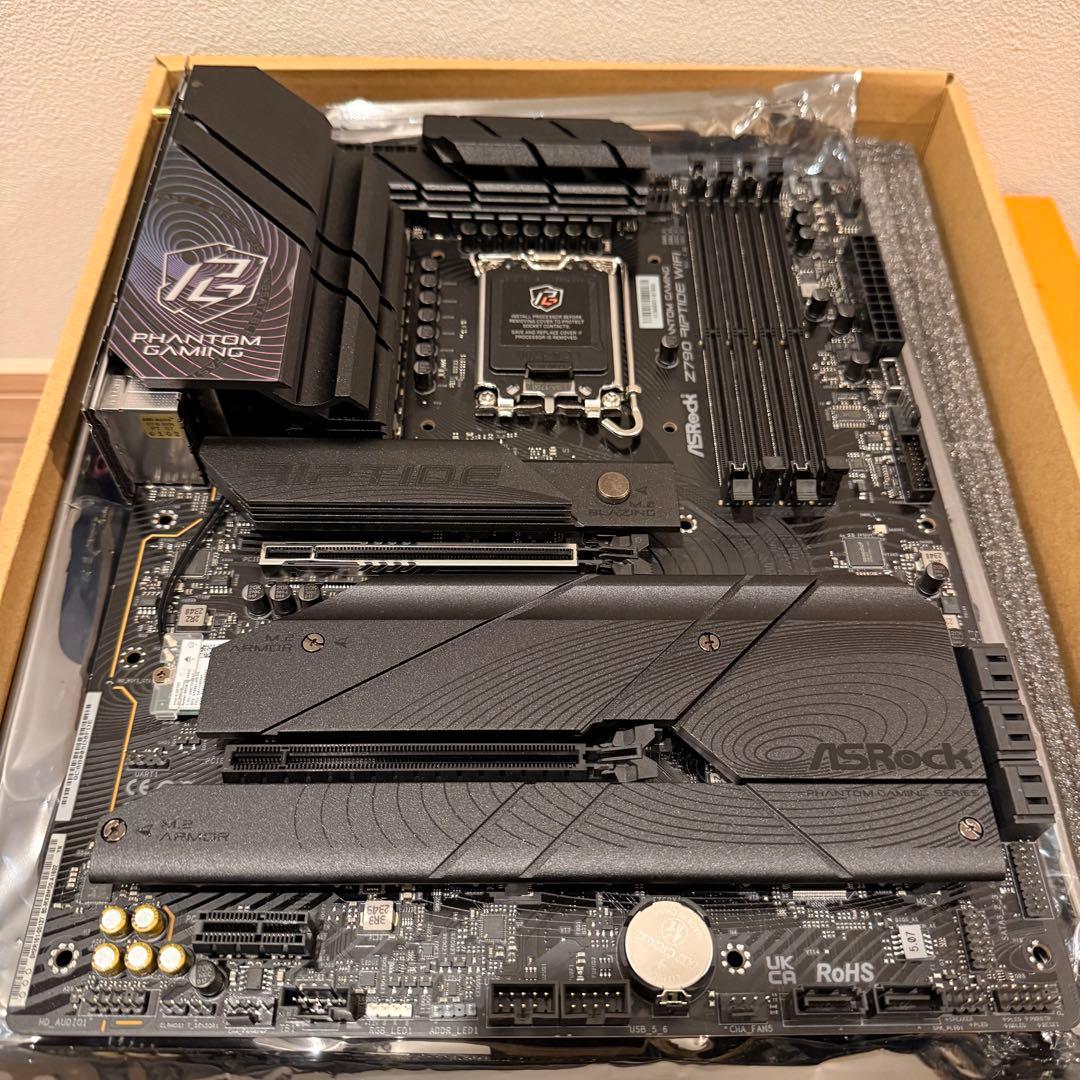 美品 ASRock マザーボード Z790 Riptide WiFi DDR5