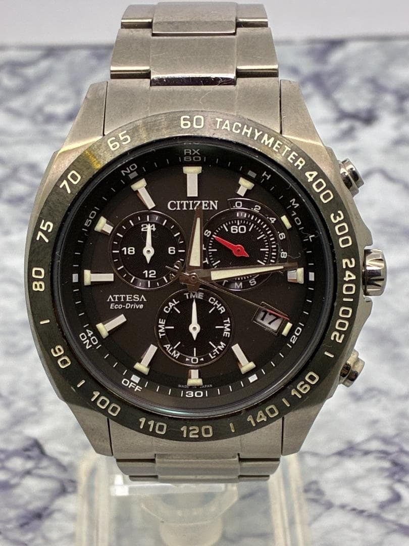 CITIZEN　アテッサ　エコドライブ 電波ソーラー　クロノグラフ　チタン