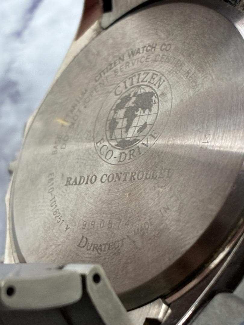 CITIZEN　アテッサ　エコドライブ 電波ソーラー　クロノグラフ　チタン