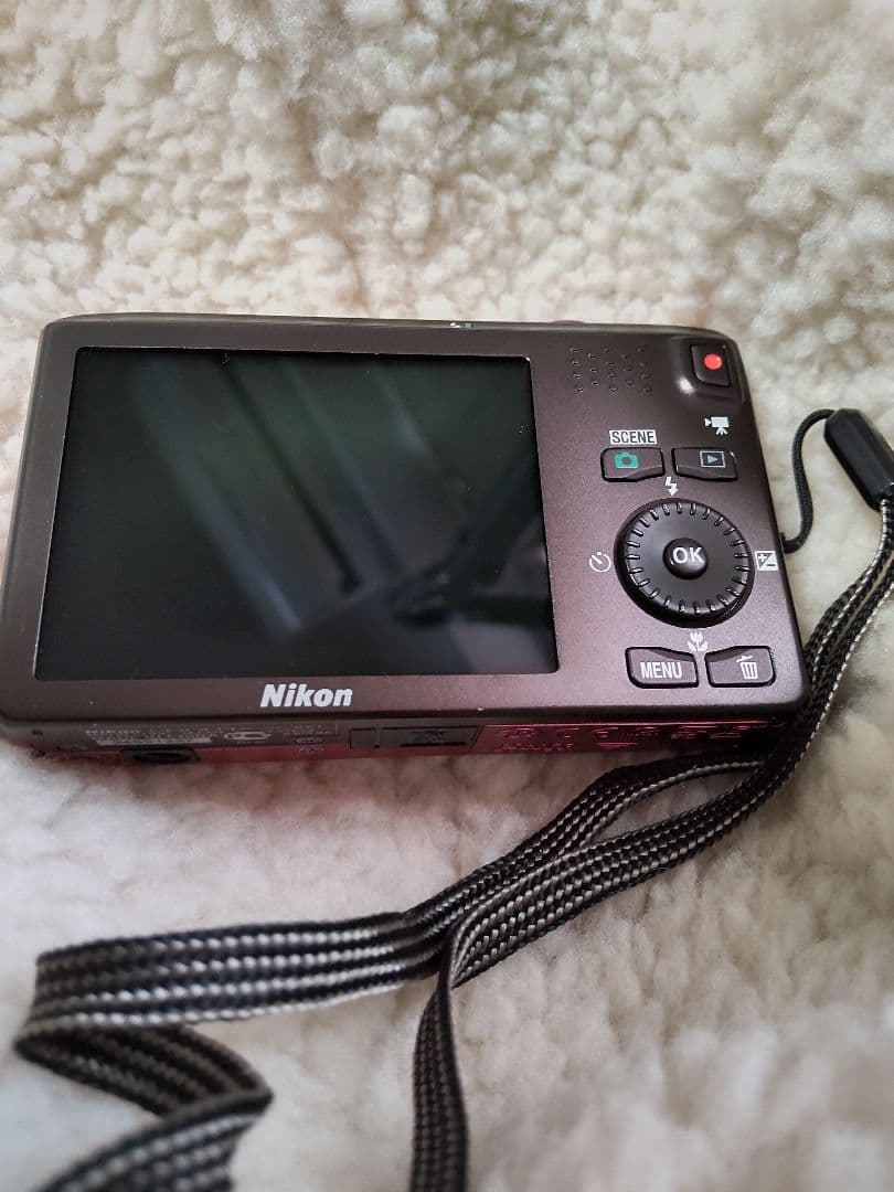 【美品】Nikon COOLPIX S6300 ピンク