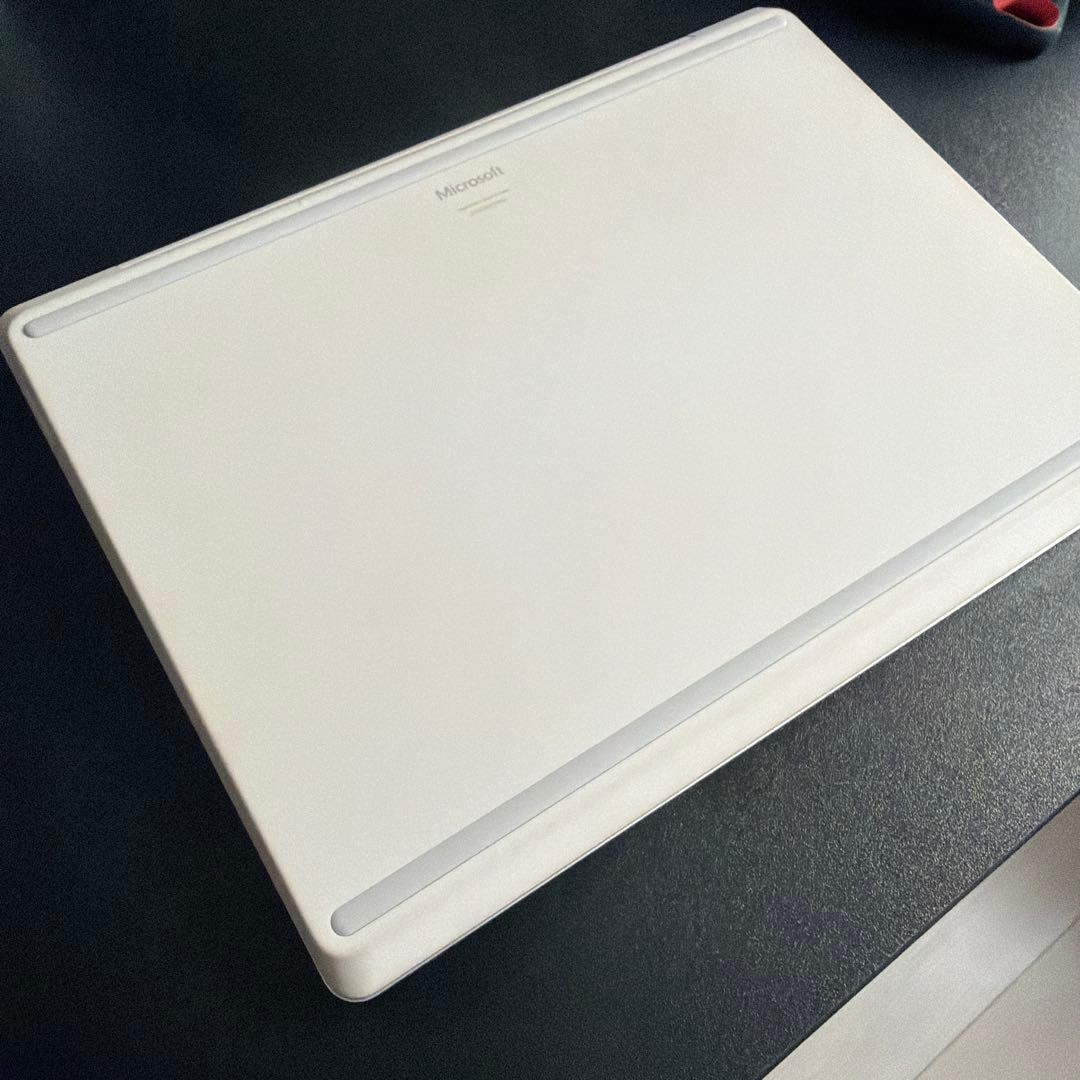 【本日0時まで】Microsoft Surface Laptop go グレー