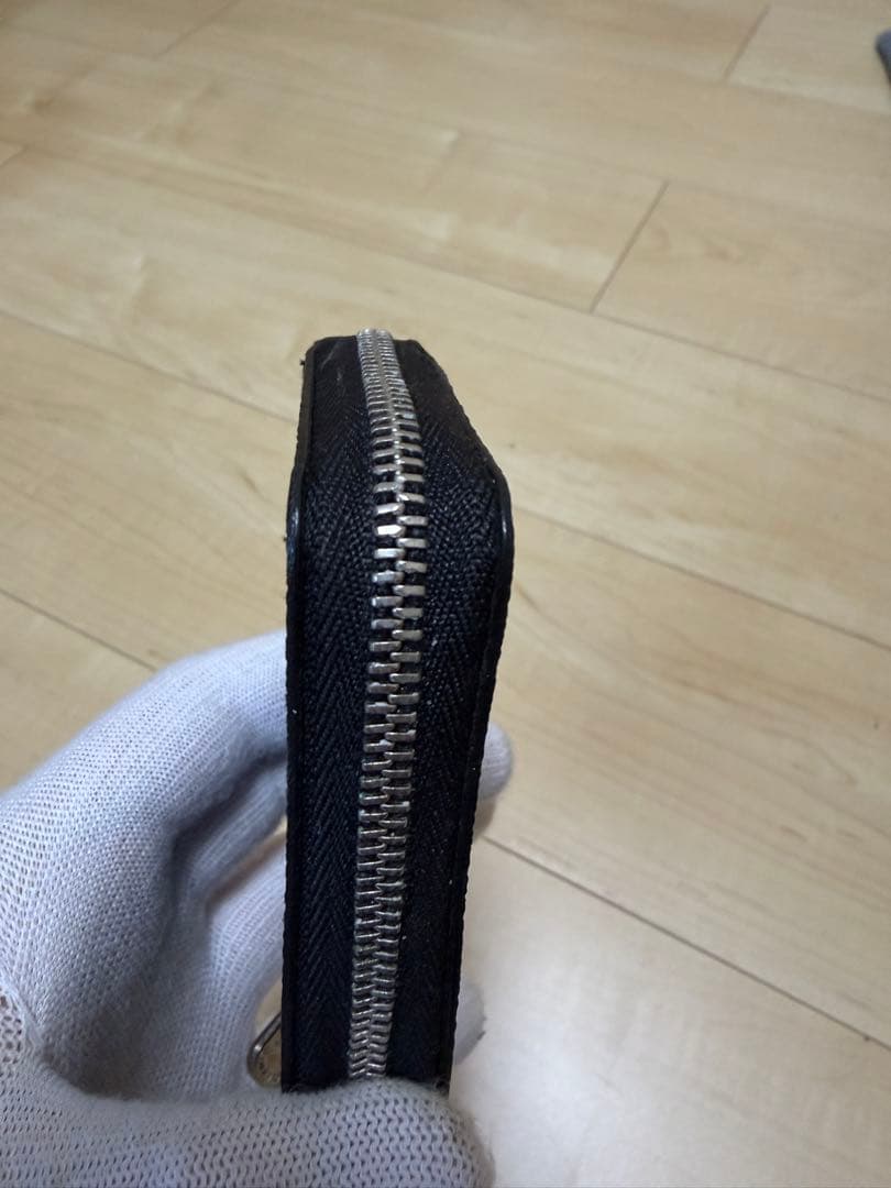 LOUIS VUITTONダミエグラフィット ケース ジッパー