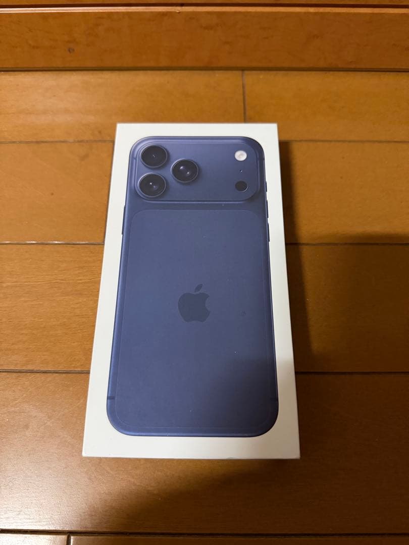 【海外版】iPhone17ProMax 512GB ディープブルー　希少品