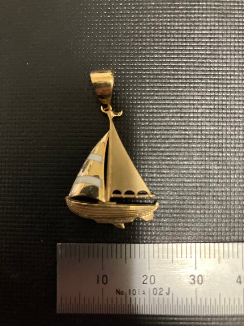 AVALANCHE アヴァランチ　ネックレス　トップ　ヨット　k10 10K