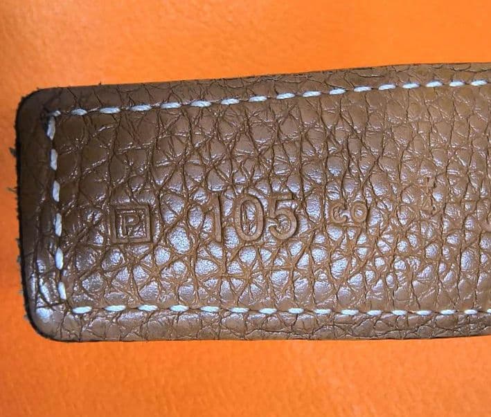 だ*い様 エルメス リバーシブル レザー ベルト 105 黒 茶 ▢P刻 バック