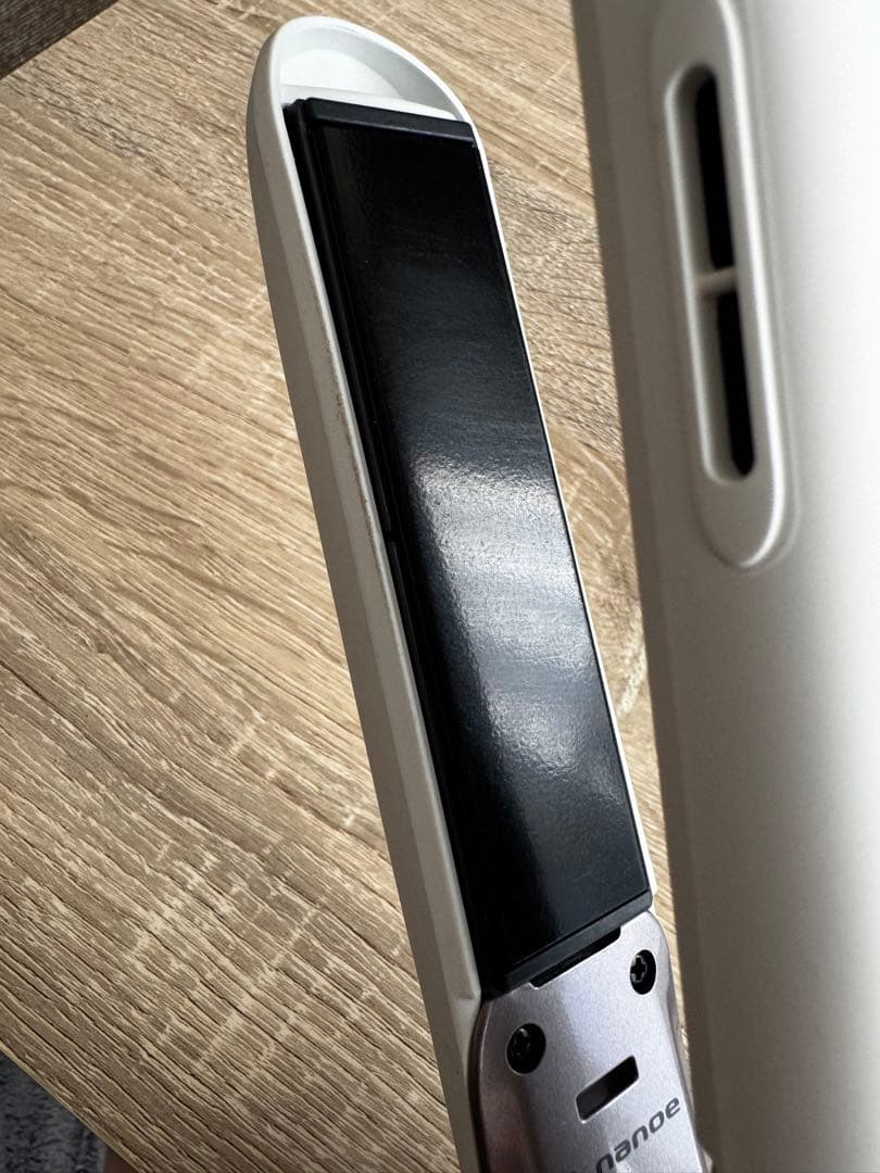 Panasonic ストレートアイロン EH-HS9J ホワイト