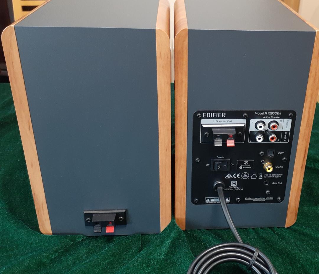 EDIFIER パワードブックシェルフスピーカー　R1280DBｓ