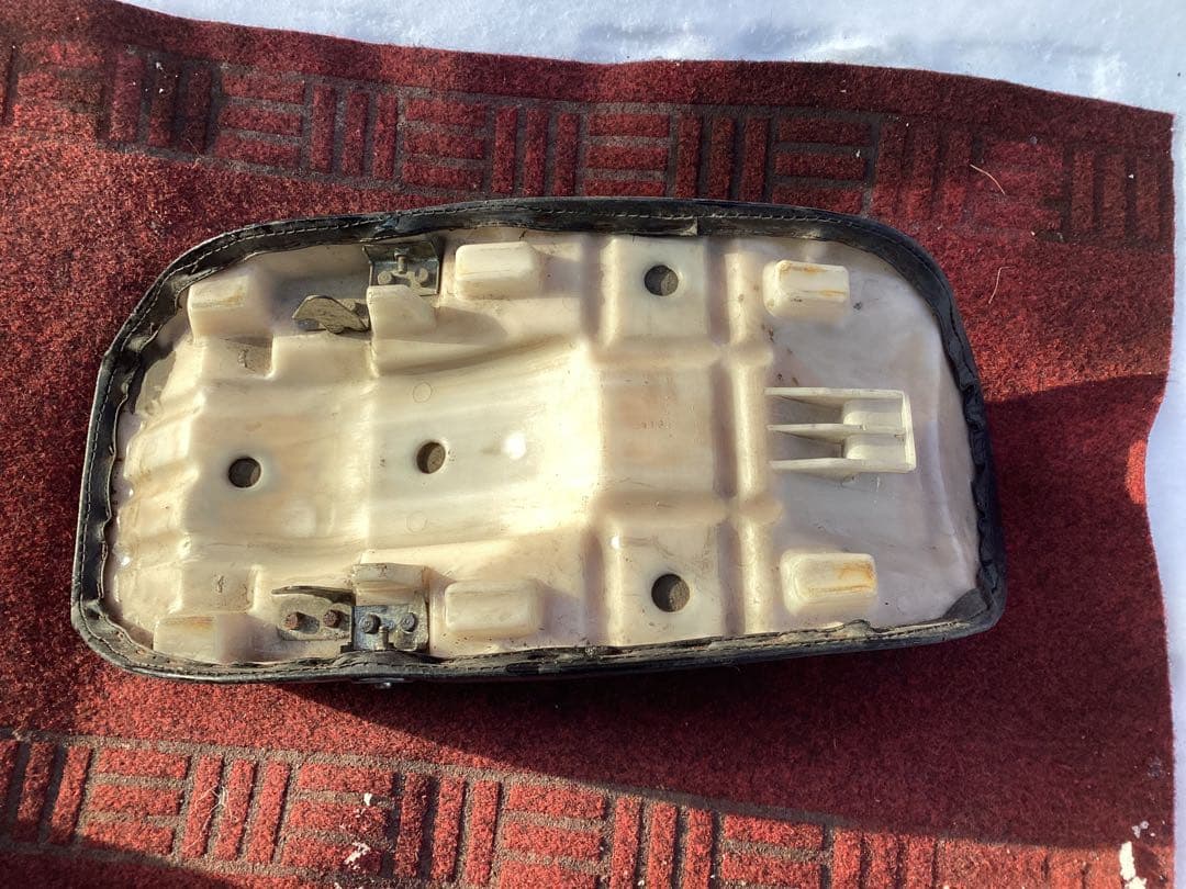 カワサキ純正GPZ400F用シート　当時物❗️