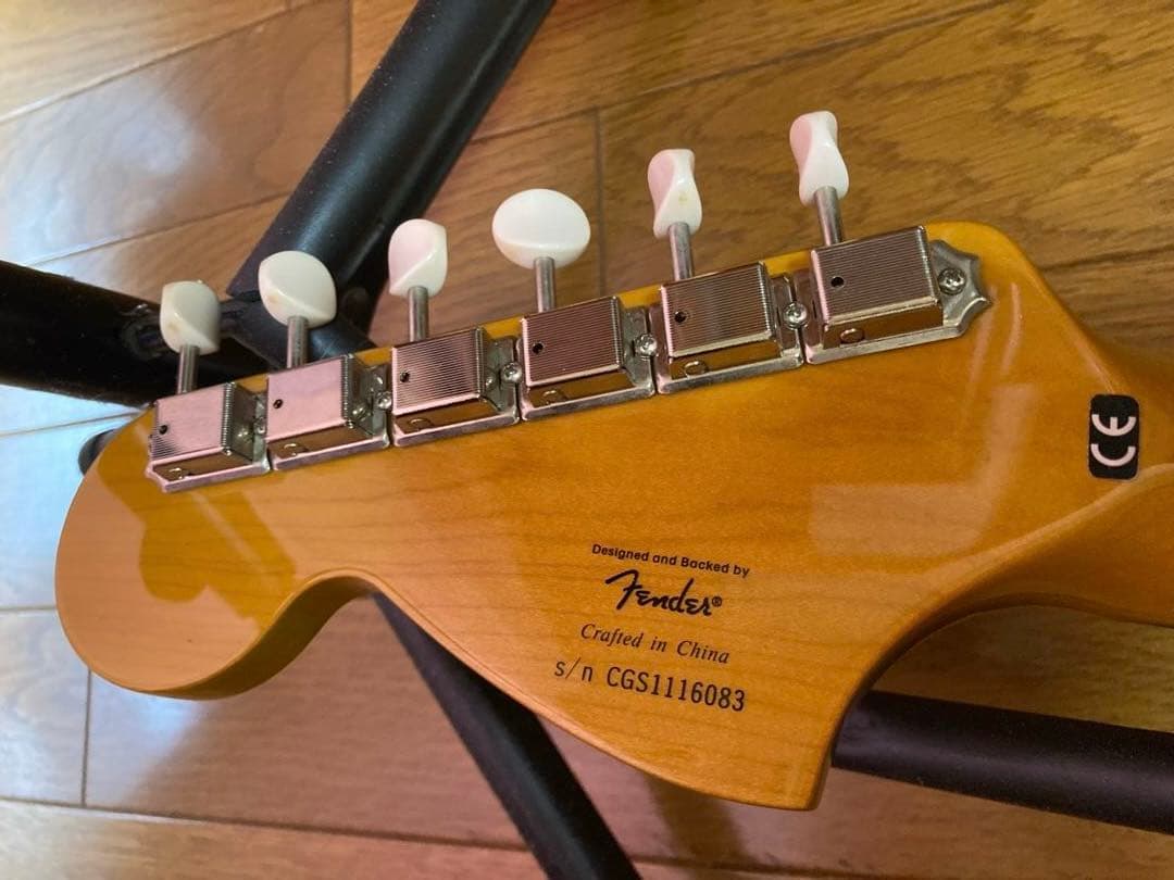 レア‼️Squier by Fender Mustang Classic Vibe