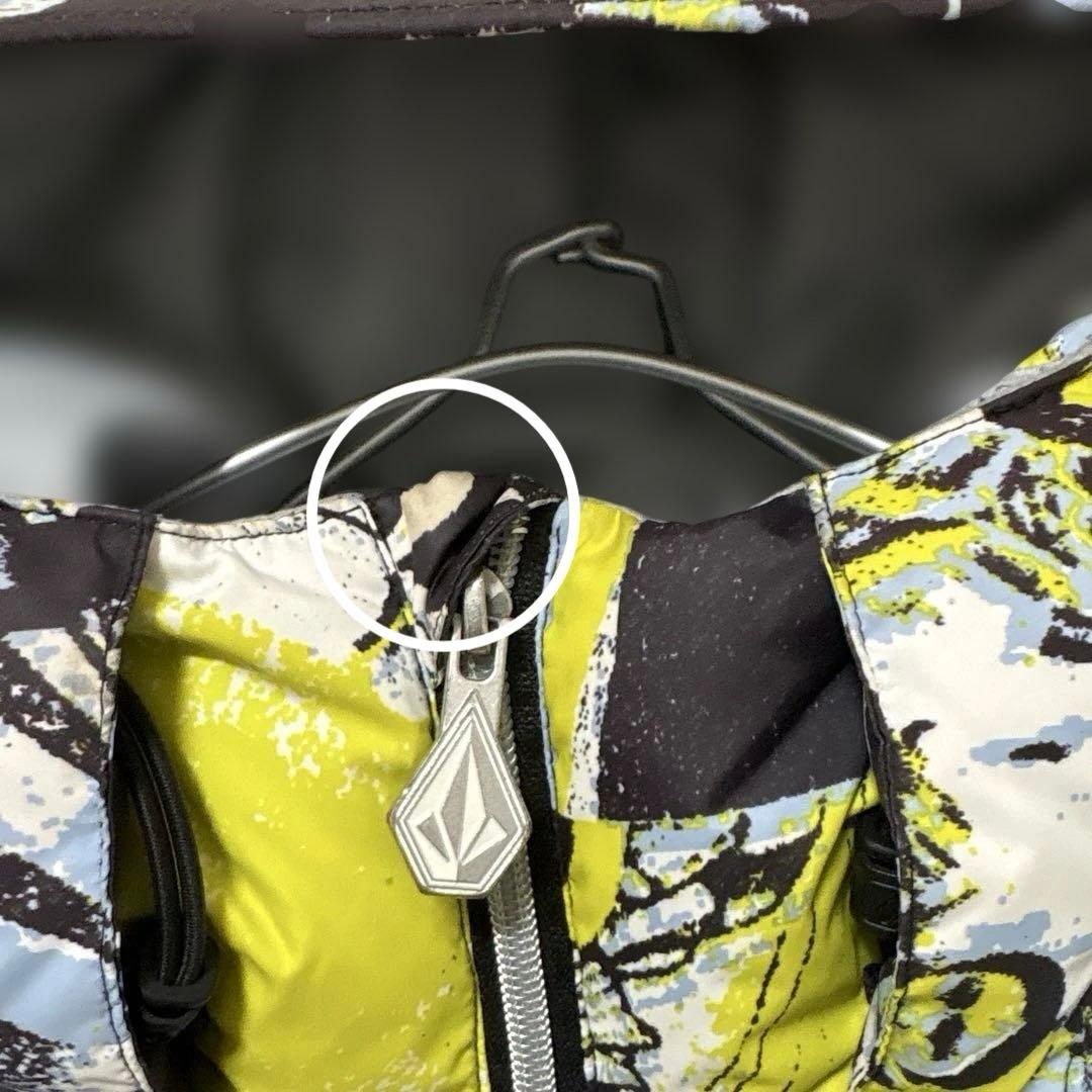 VOLCOM スノーボードジャケット ダウン