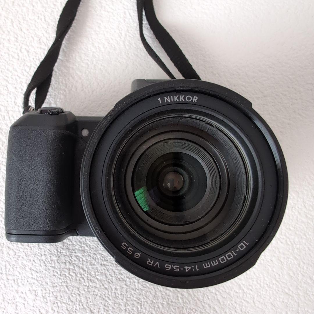 NIKON 1 V2 10-100ズームレンズ付き　ジャンク品