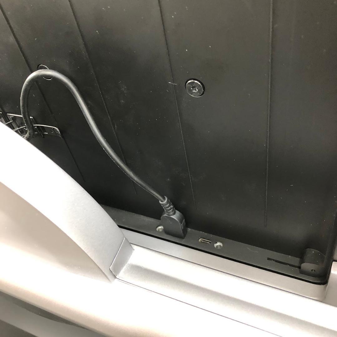 DTK-2420/K0 Wacom Cintiq Pro 24 専用スタンド付き