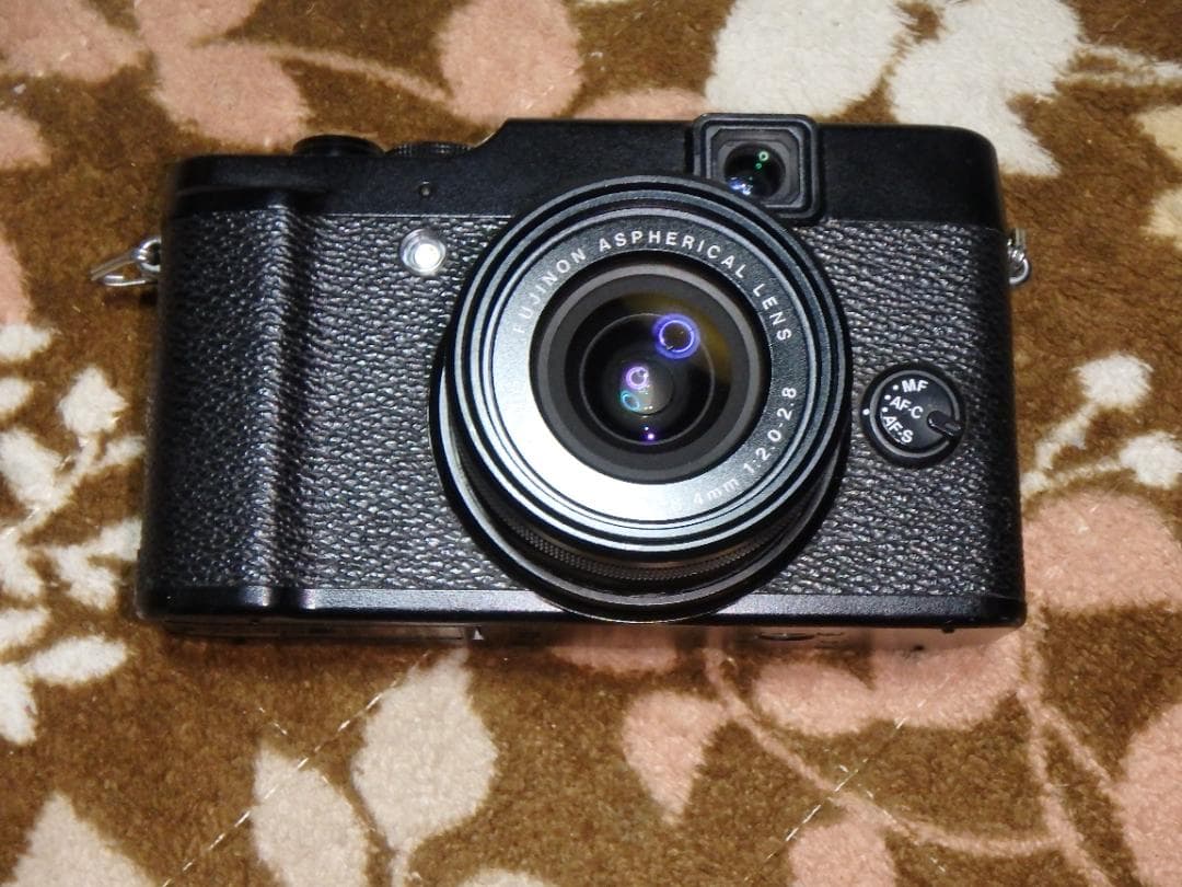 動作品 FUJIFILM FS X10 デジタルカメラ