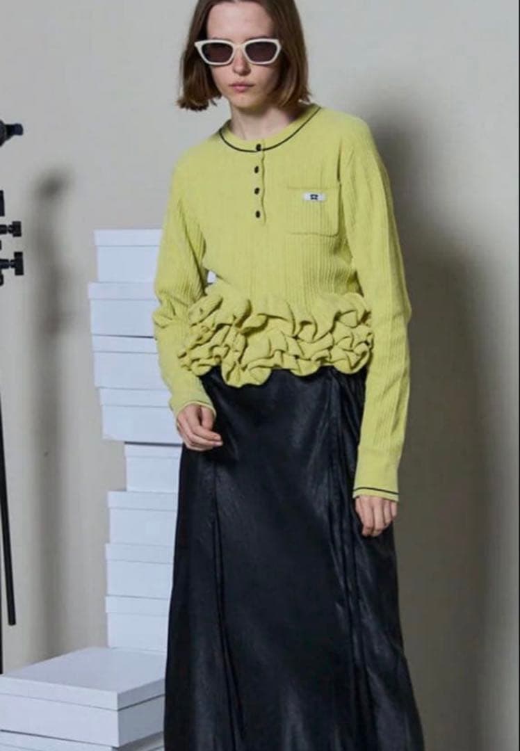 トップス Ruffled Hem Chenille Knit Tops