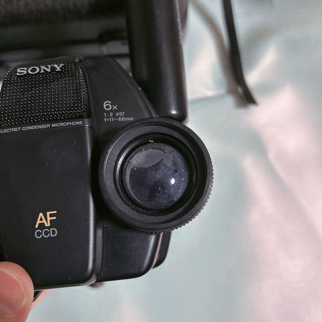 SONY ハンディカム　CCD TR55 ビデオカメラ　NP-77